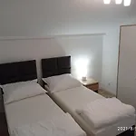 Kasztanowa شقة *