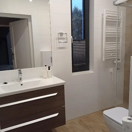 Kasztanowa * زاتور