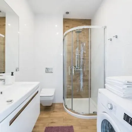 Kasztanowa * زاتور