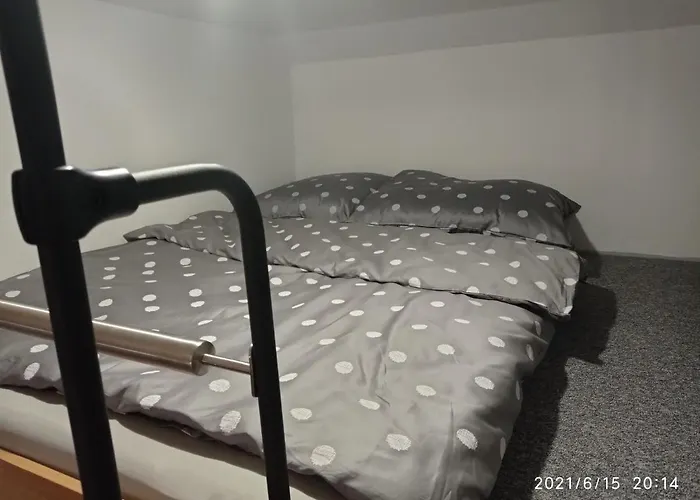 Kasztanowa דירה *